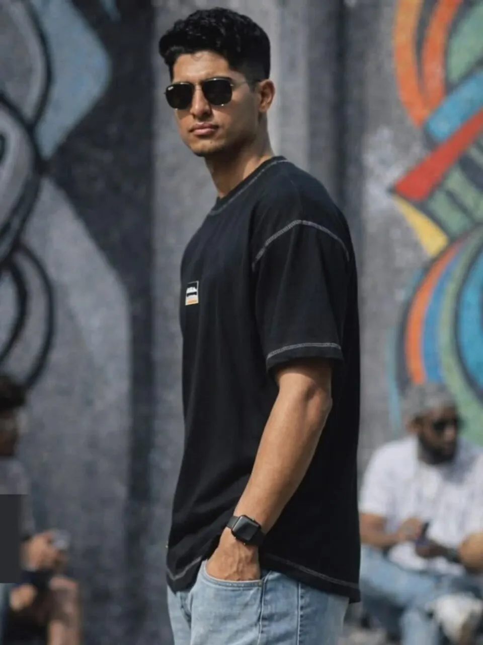 Levis Men Soft Pure Cotton Round Neck Half Sleeve Tshirt - Image 2